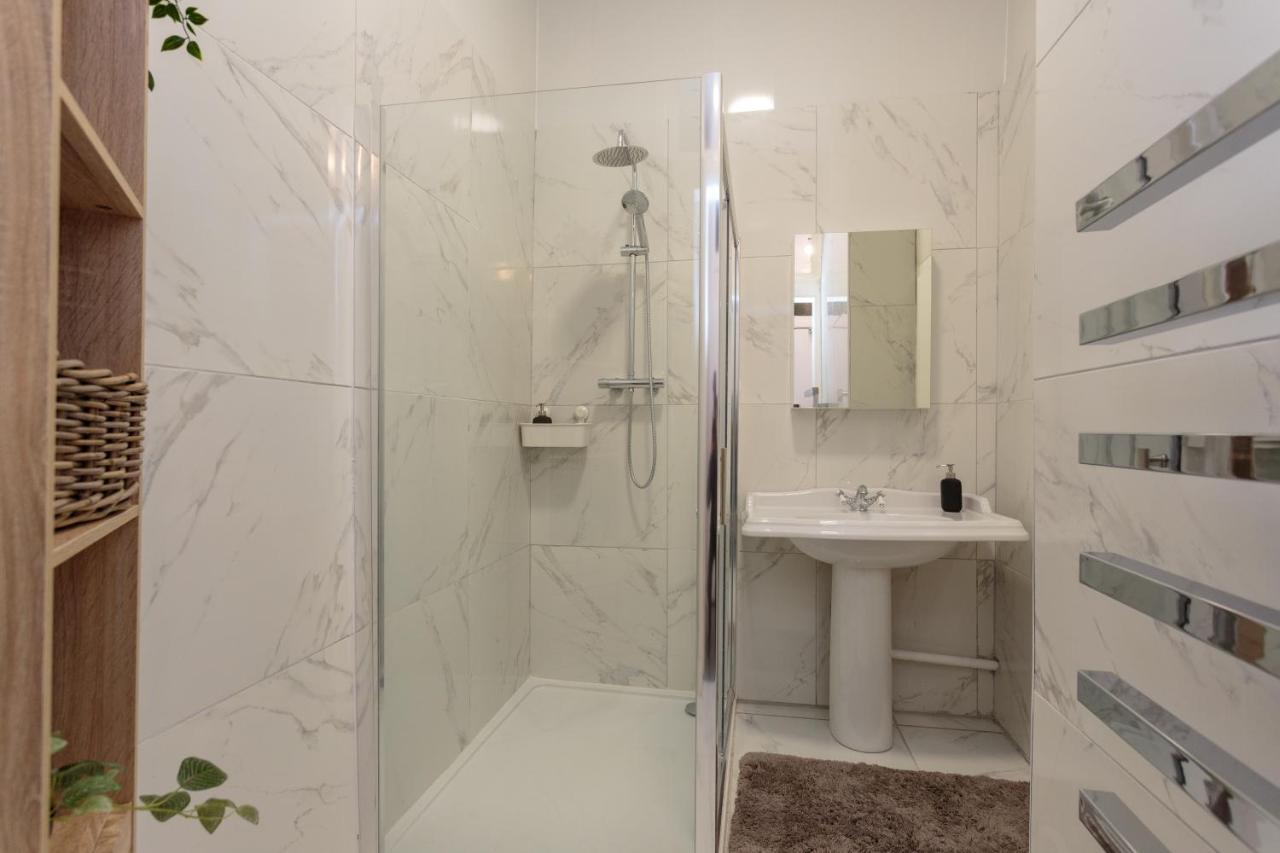 Stylish Apartment At The Edge Of Meadows Park Εδιμβούργο Εξωτερικό φωτογραφία